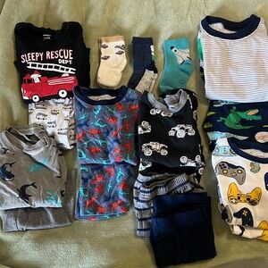 Carters Boys 4-5T pajama sets